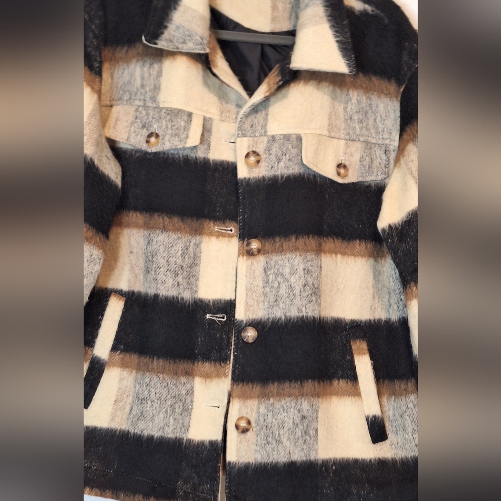 Wonderly Button Up Down Plaid Shacket Coat Pockets Large Black Brown Cream Soft - Picture 5 of 10